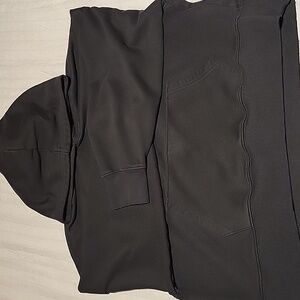 Women/Jr. Old Navy Black Cropped Hoodie Sweater